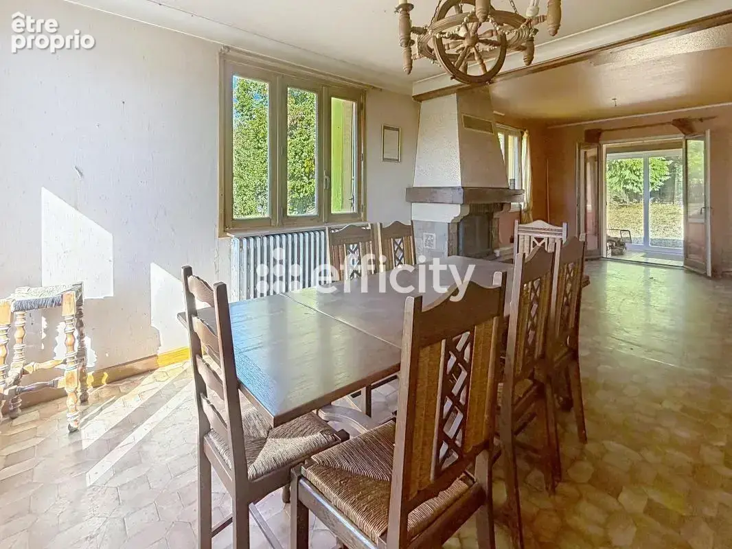 Maison 8 pièces 176 m² à vendre à Saint-Remy-Sur-Durolle (63550) - photo 5