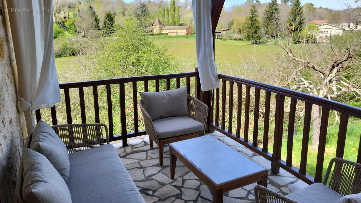 Maison à LACAPELLE-BIRON