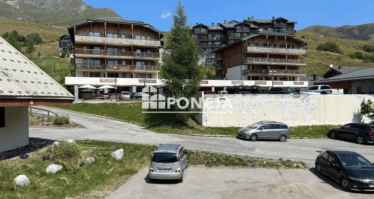 Appartement à SAINT-FRANCOIS-LONGCHAMP