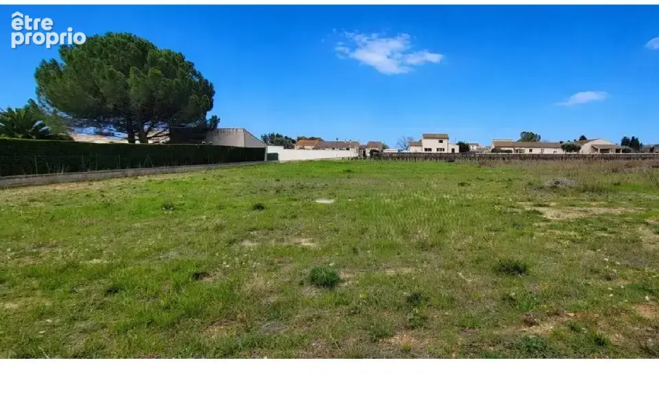 Terrain à AZILLE