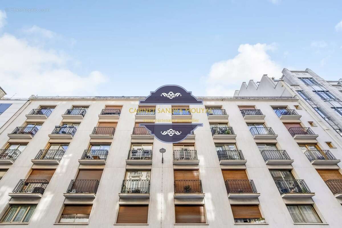 Appartement à PARIS-8E