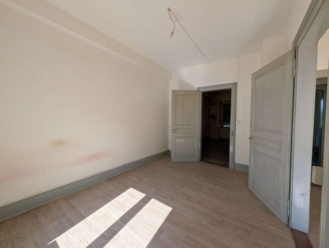 MULHOUSE   Appartement 2 pièces avec cave et grenier - photo 11