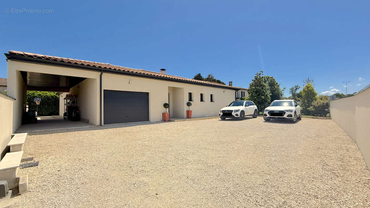 Maison à BEAUMONT-LES-VALENCE