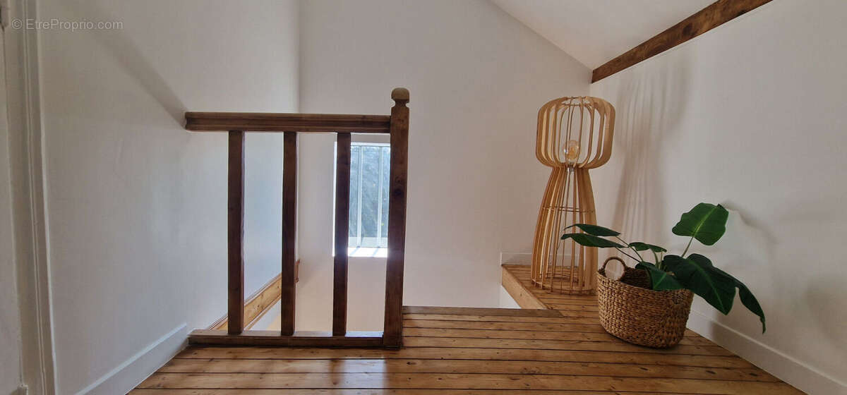 Maison à VIGNEUX-SUR-SEINE