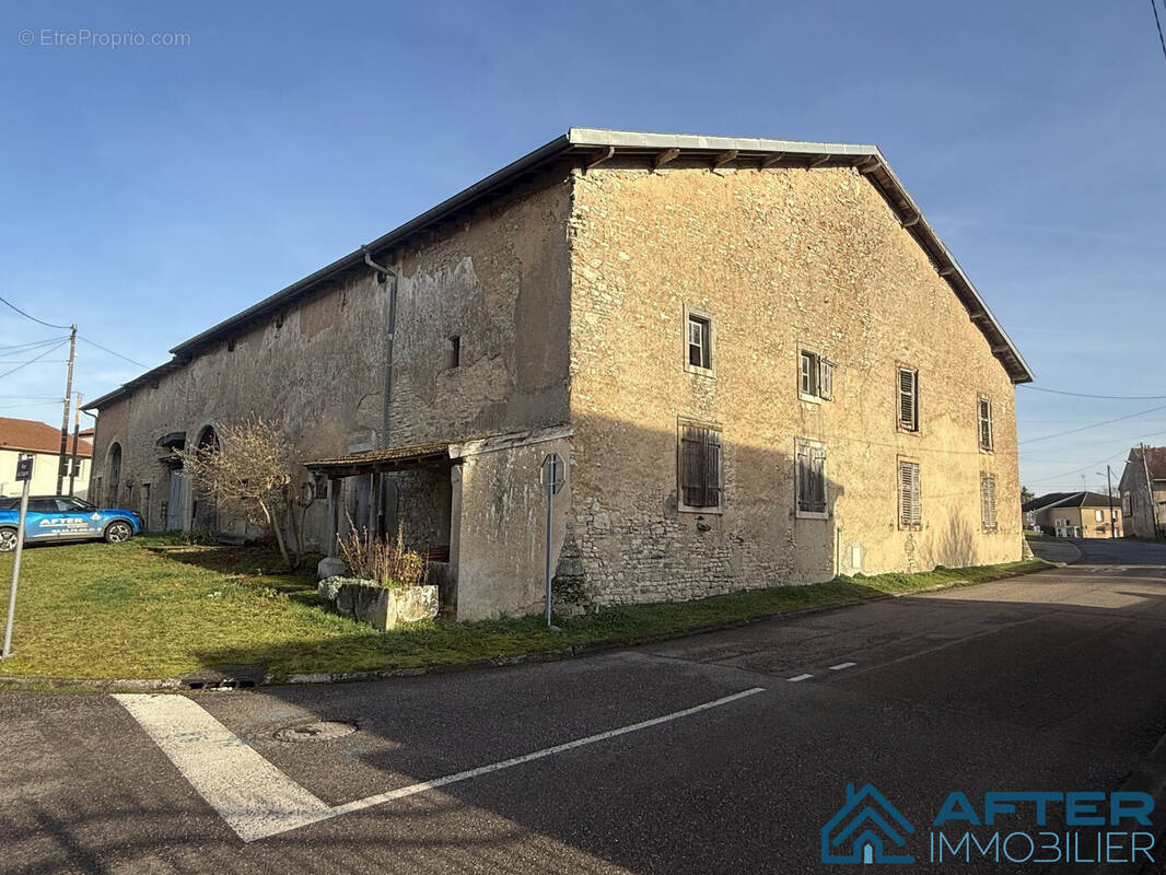 Maison à XERMAMENIL