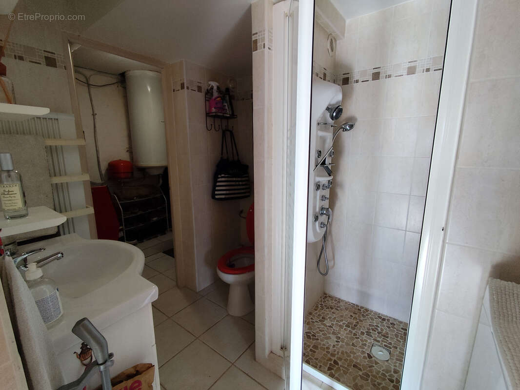 Maison à LE CHEVAIN