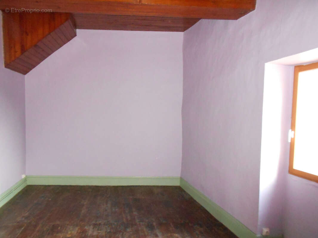 Maison à MEZIN