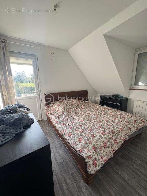 Maison à LA FERTE-FRENEL