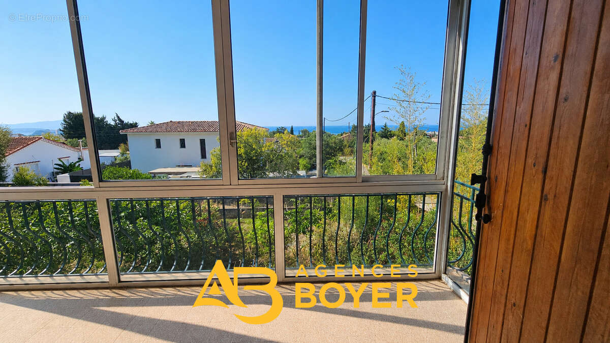 Bandol   grande maison avec jardin, garage et aperçu mer - photo 10