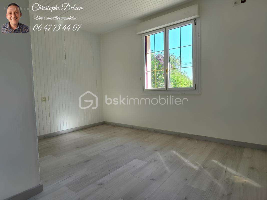 Maison à SAINT-GEORGES-DE-MONTAIGU