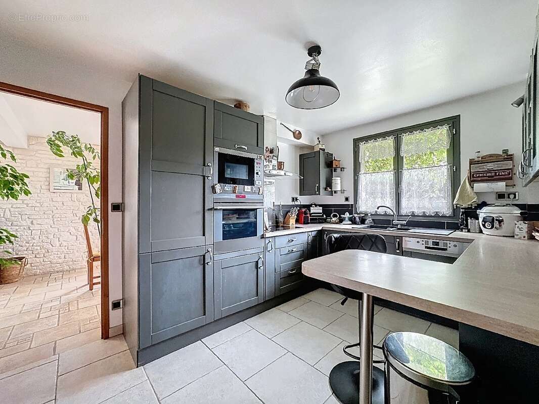 Maison à MILLY-LA-FORET