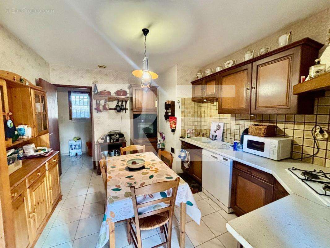 Maison à SAINT-BAUZELY