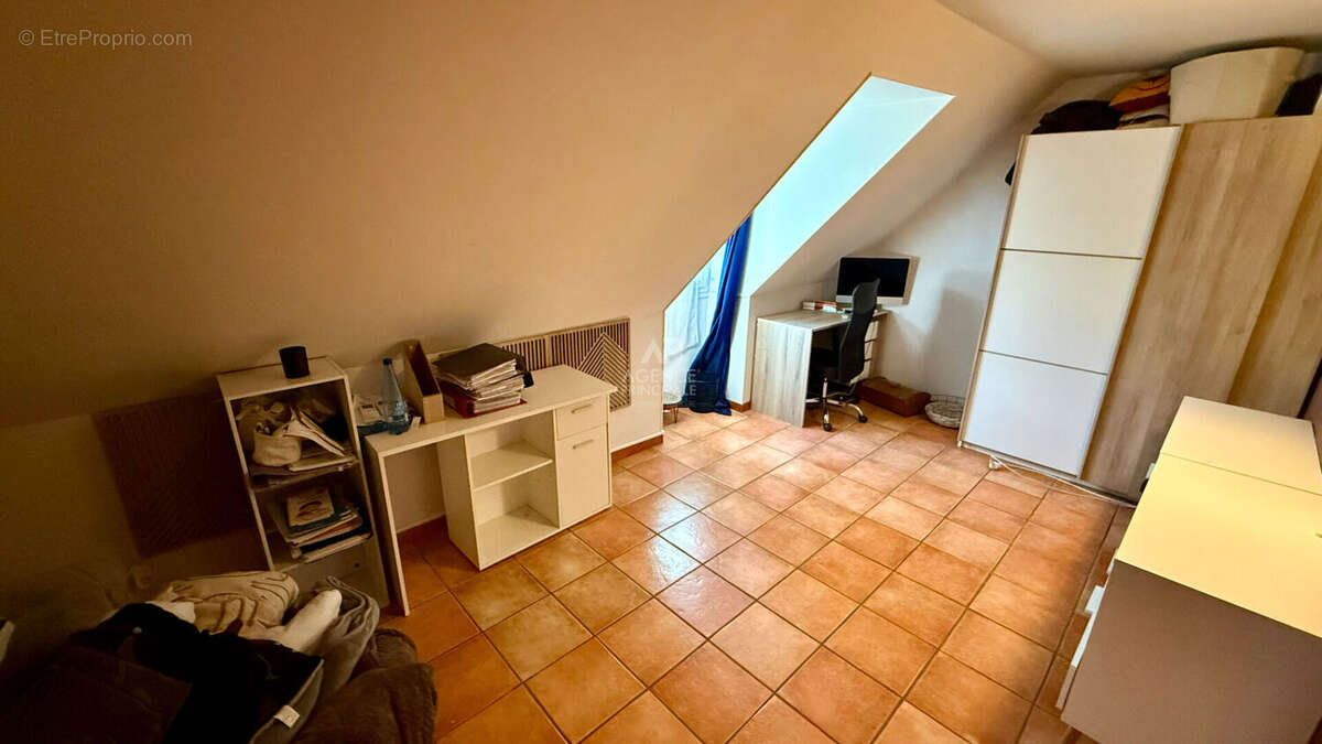 Maison Vaureal 8 pièce(s) 126 m2 - photo 10