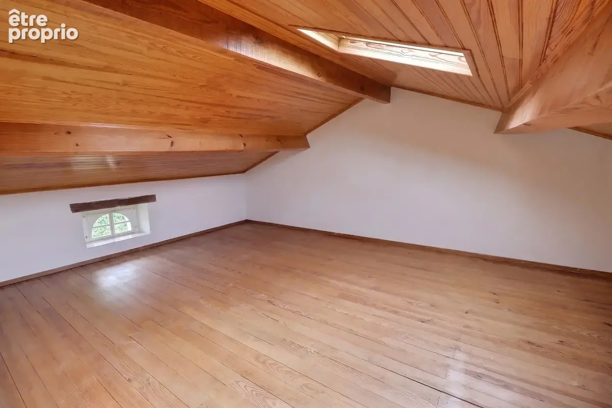 Maison en pierre de caractère avec gîte - photo 8