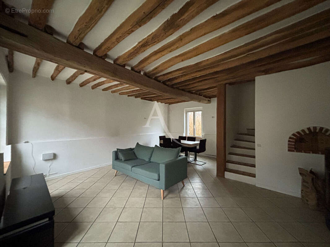 Maison à NANTEUIL-LES-MEAUX