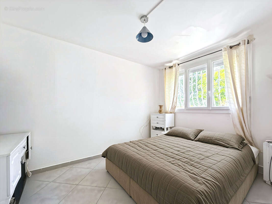 Appartement à MARSEILLE-13E