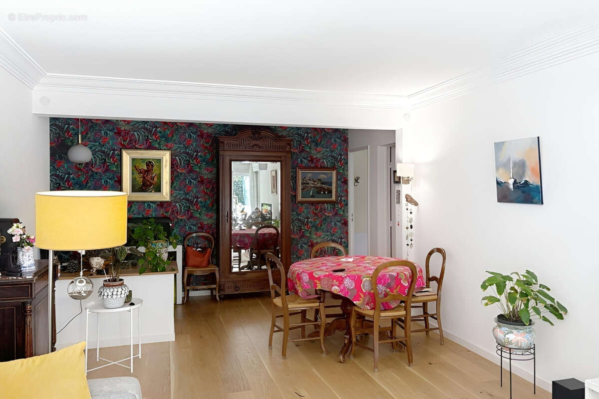 Appartement à MARSEILLE-12E