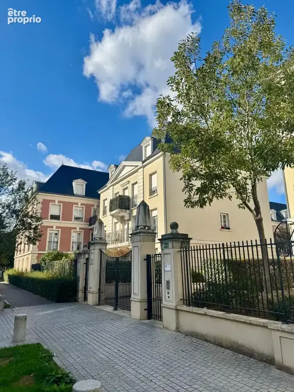 Appartement à SERRIS