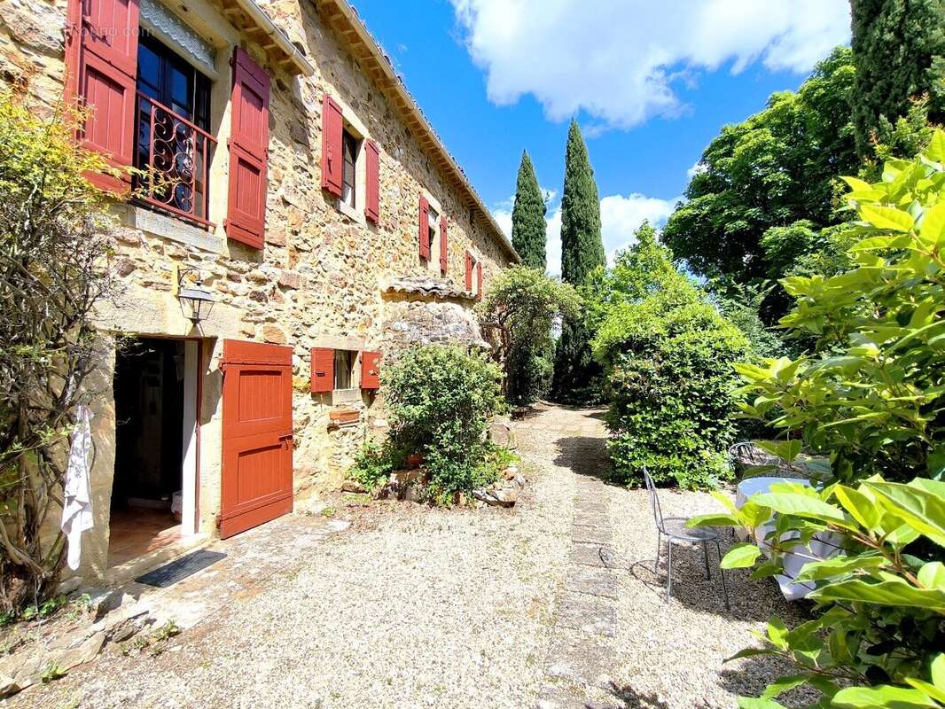 Maison à UZES
