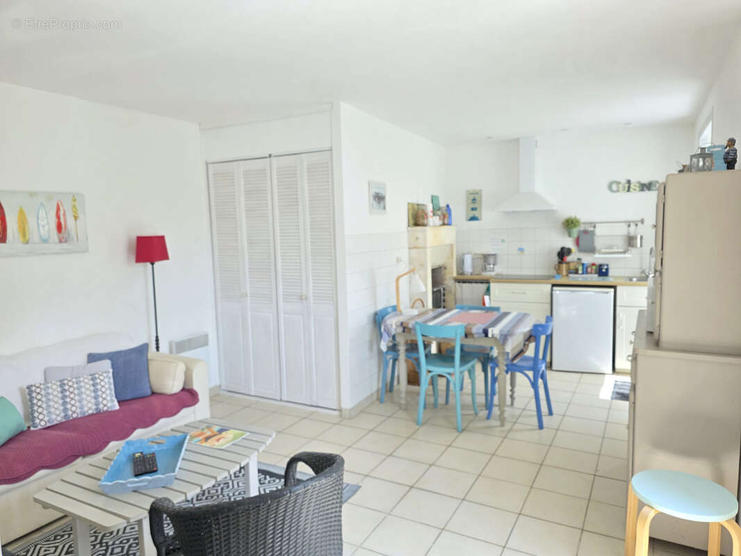 Maison à LA BREE-LES-BAINS