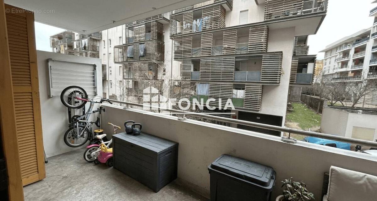 Appartement à MARSEILLE-15E