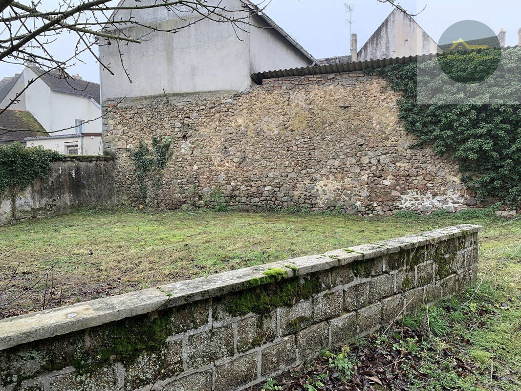 Maison à CHEROY