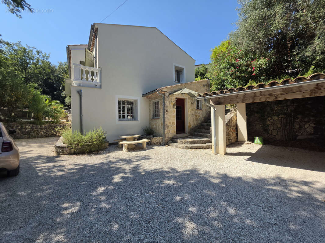 Gattières hauteur résidentiel Villa 4p avec piscine au calme - photo 6