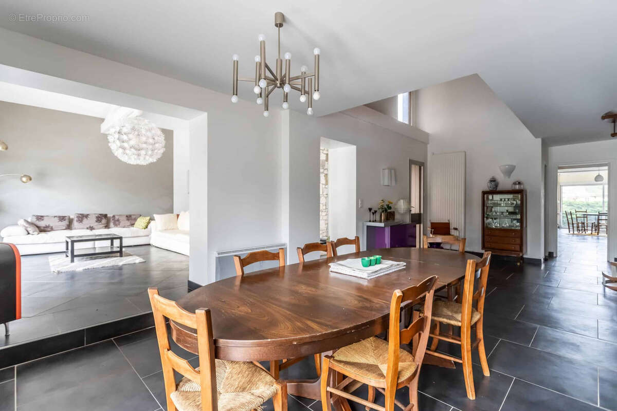 Village property with gite/annexe - photo 17