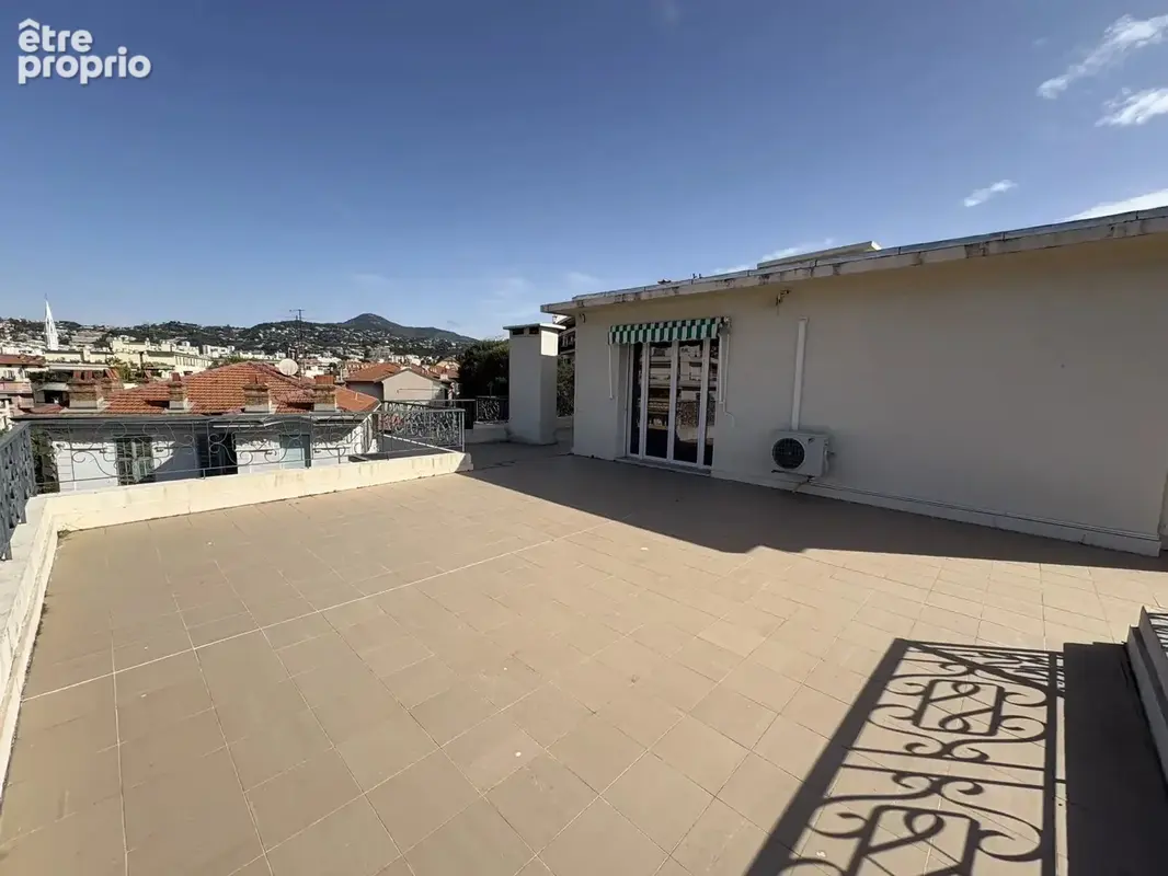 Baisse de prix – 940 000 € – appartement-villa – 152 m² de terrasse – nice libération - photo 3