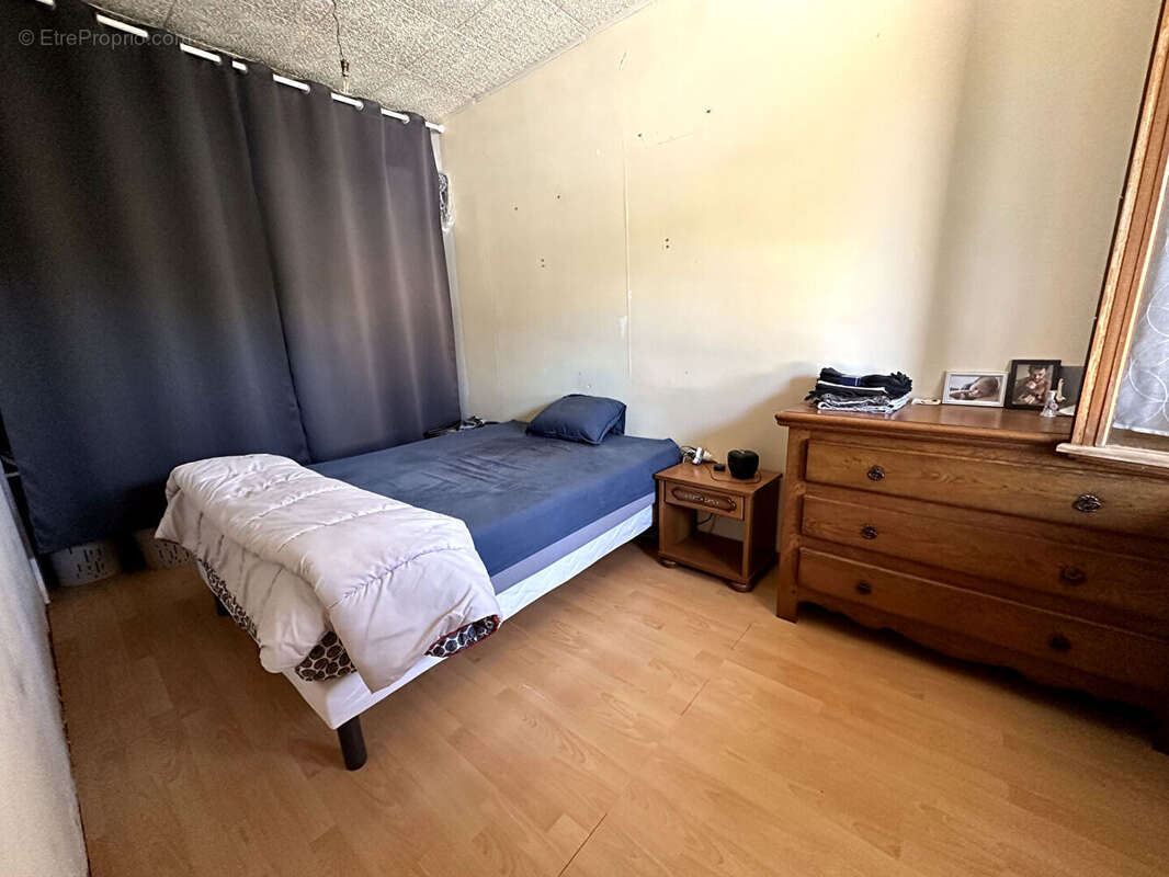 Maison à VILLENEUVE-LA-GUYARD