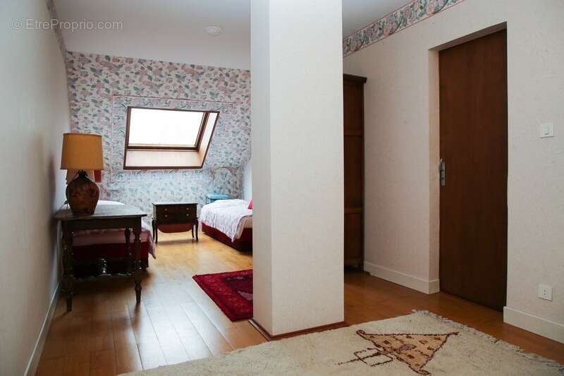 Maison à DUN-SUR-MEUSE