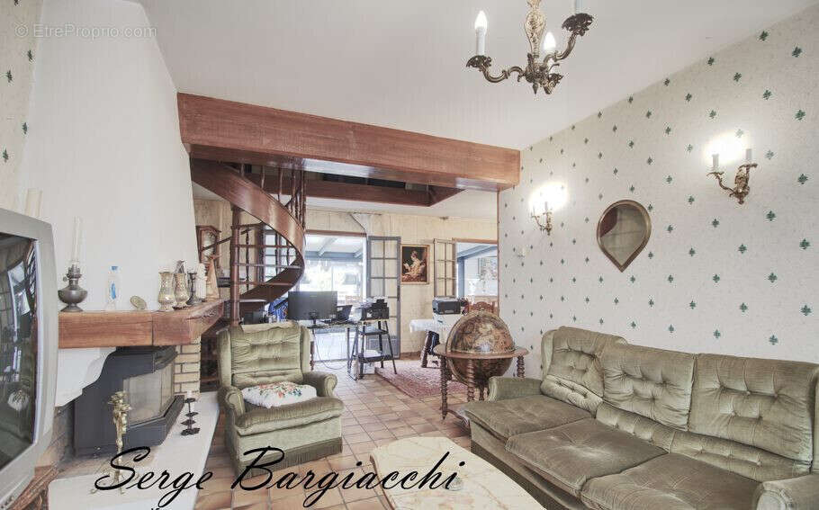 Maison 205 m² à Vimy  - photo 4