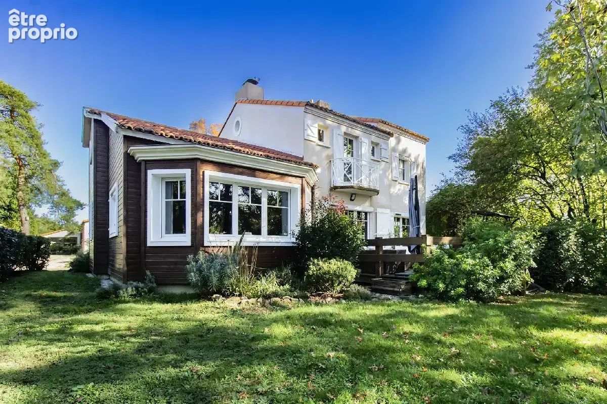 Quartier pierre percee - maison d'architecte  - 268 m² - 5 chambres - bureau - piscine - terrain 1473 m² - photo 1