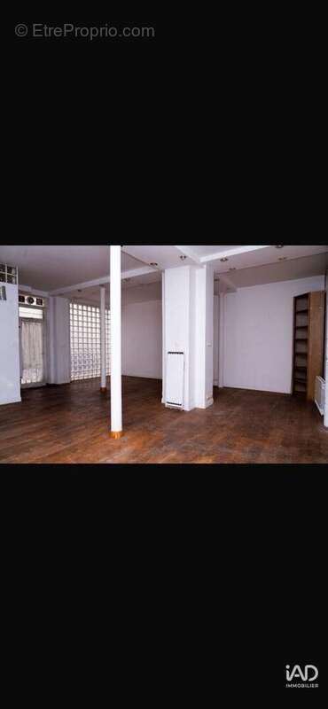 Photo 2 - Commerce à PARIS-11E