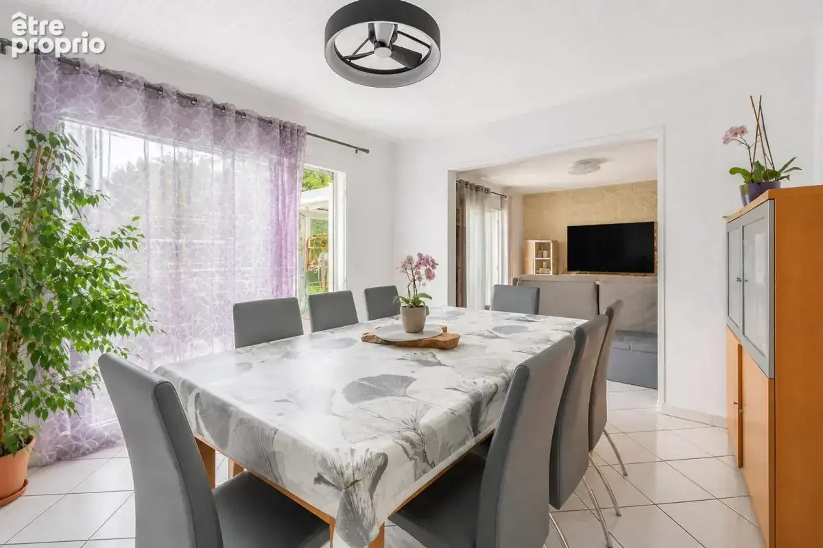 Maison de 7 pièces de 240 m² à Choisy-le-Roi - photo 4