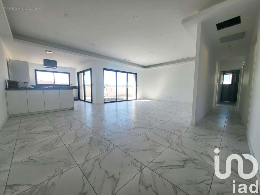 Photo 5 - Maison à FERRALS-LES-CORBIERES