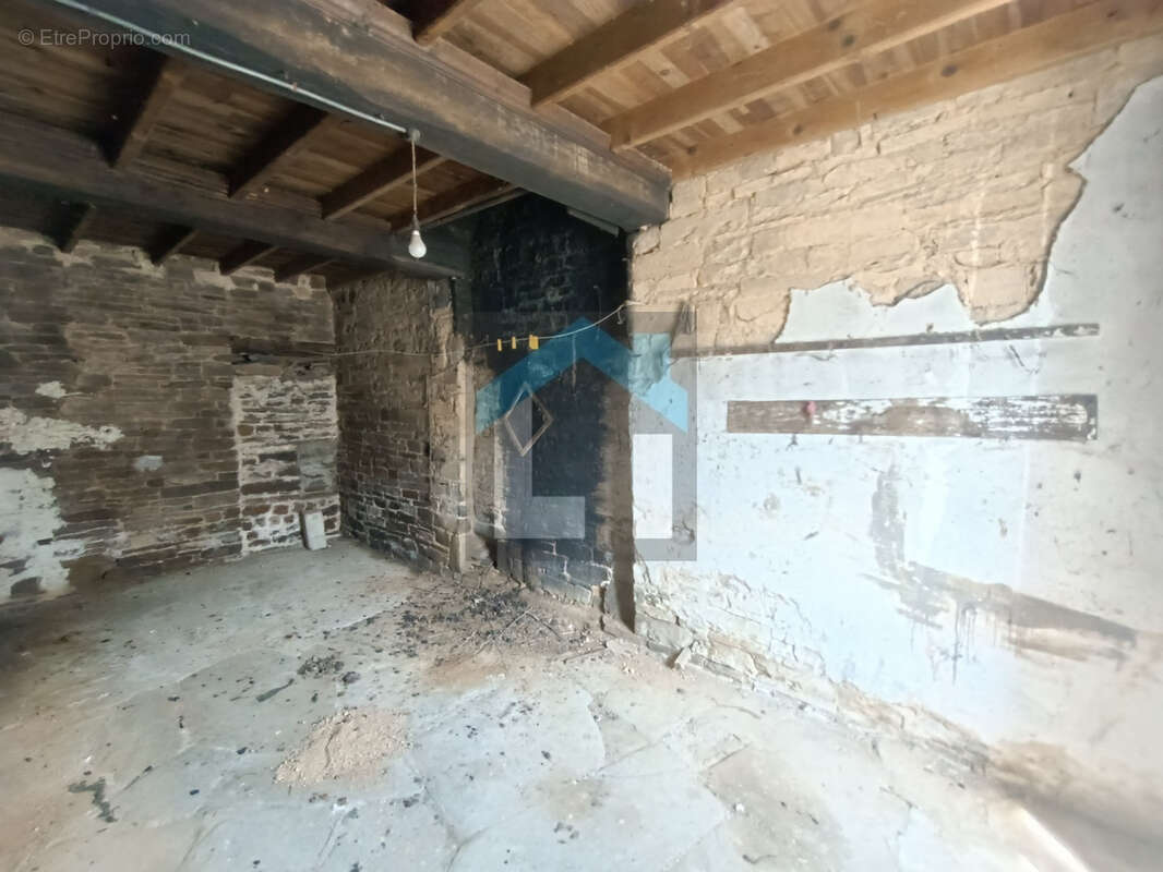 Maison à CHAMPREPUS