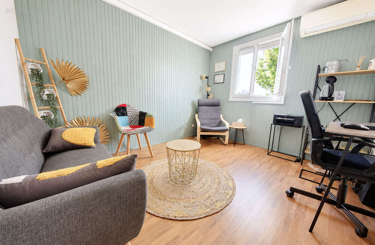 Roissy en Brie - Maison 5 chambres avec terrasse, jardin et garage - DPE C - photo 7