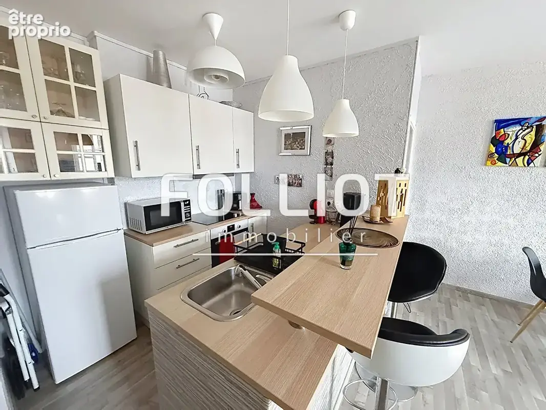 Appartement Coutances 3 pièce(s) 51.22 m2 A VENDRE - photo 2