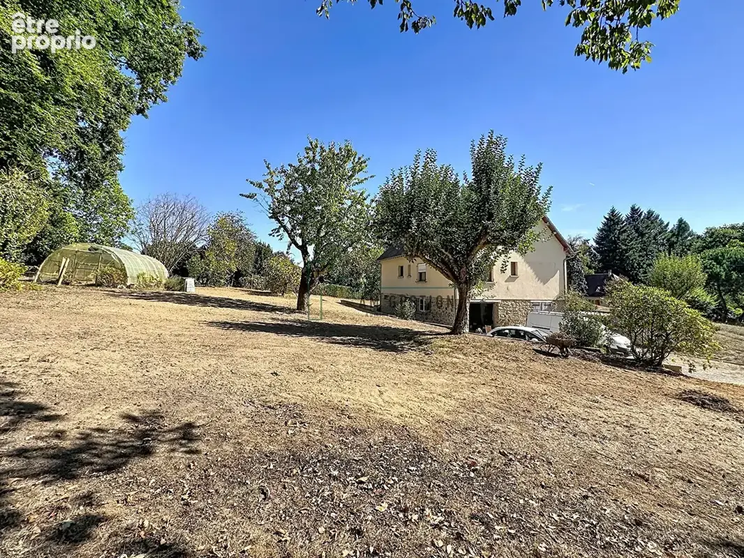 Entre Couzeix et Bellegarde ? Belle maison avec terrain de plus de 3 300 m², sans vis-à-vis - photo 4