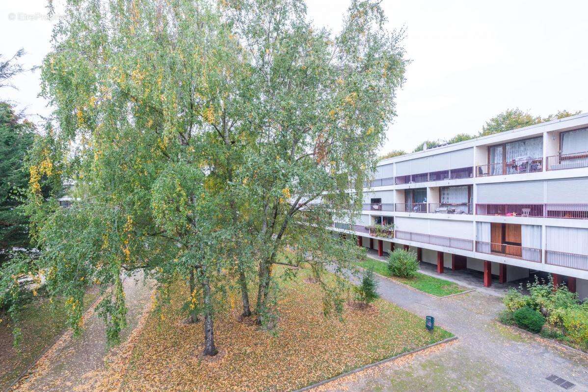 Appartement à STAINS