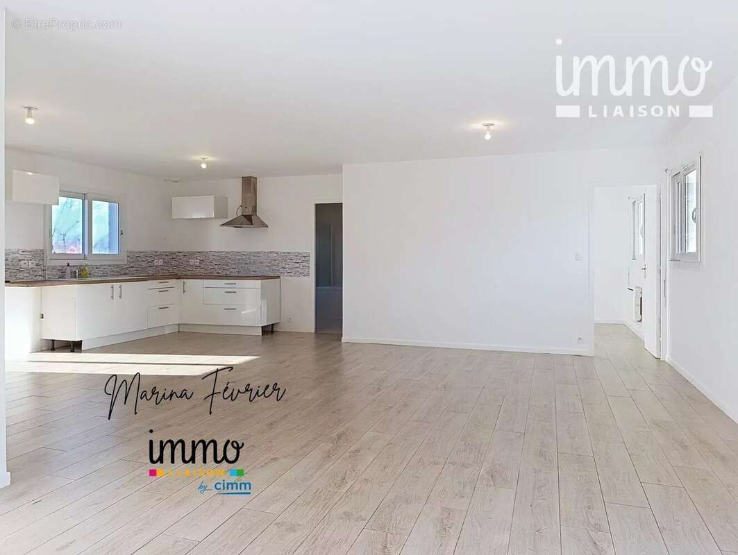 Maison à LES BRULAIS