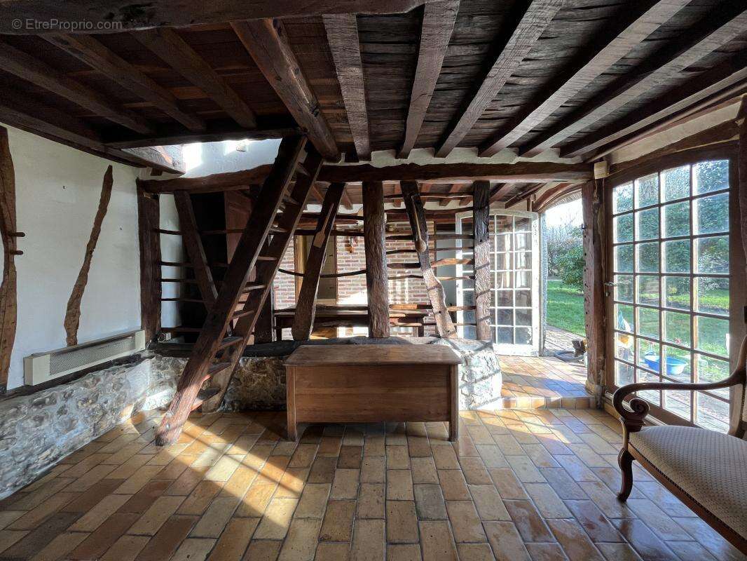 Maison à BOURG-ACHARD