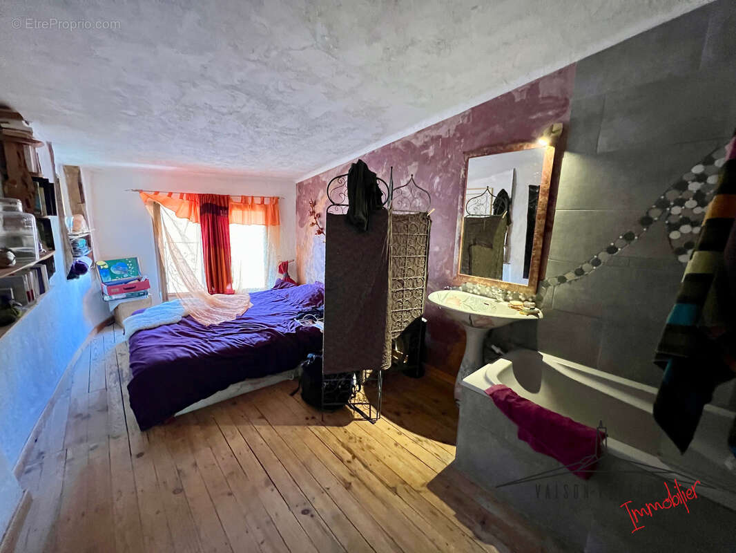 Maison à BUIS-LES-BARONNIES