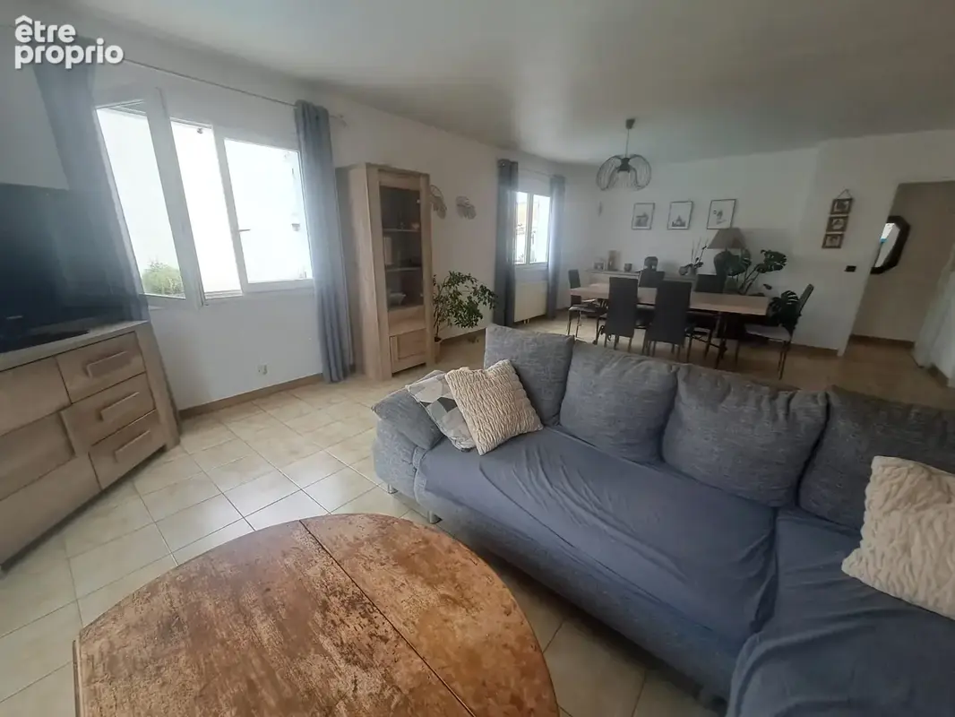 VIAS - Villa 5 pièces 135 m2 habitables avec piscine - photo 3