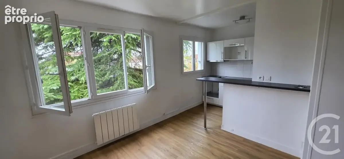 Photo Appartement à Saint-Maur-Des-Fosses au prix de 241 000€