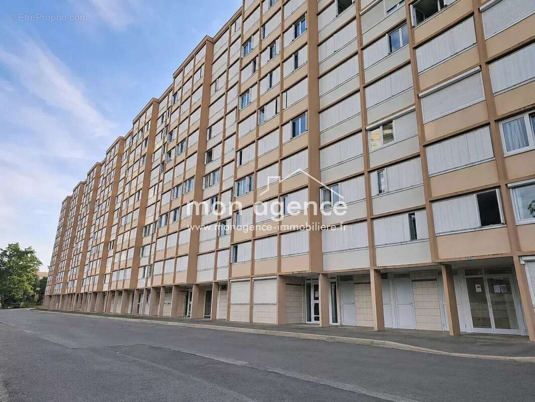 Appartement à SOTTEVILLE-LES-ROUEN