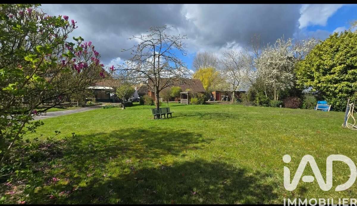 Photo 2 - Maison à LESTREM