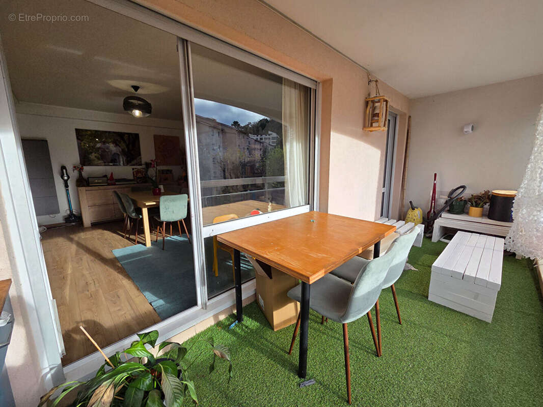 Appartement à LYON-5E