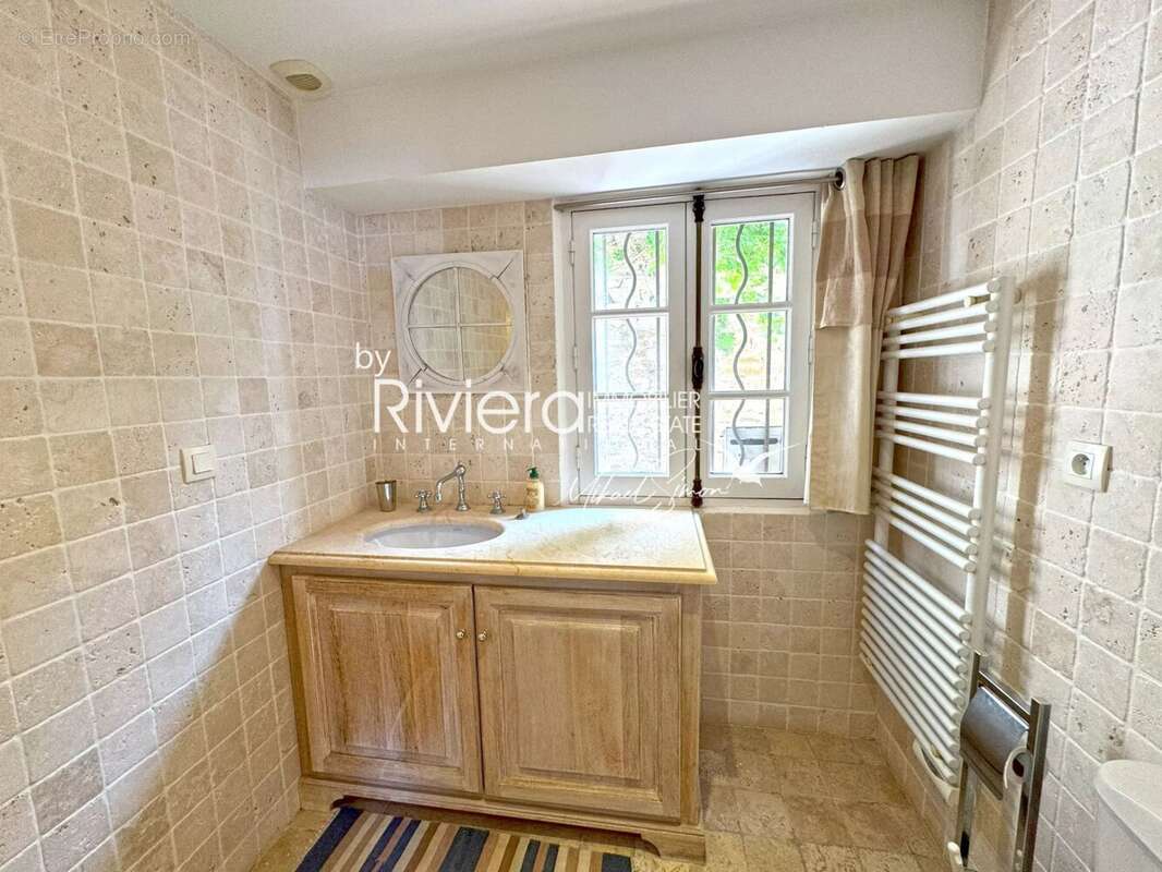 Maison à BORMES-LES-MIMOSAS